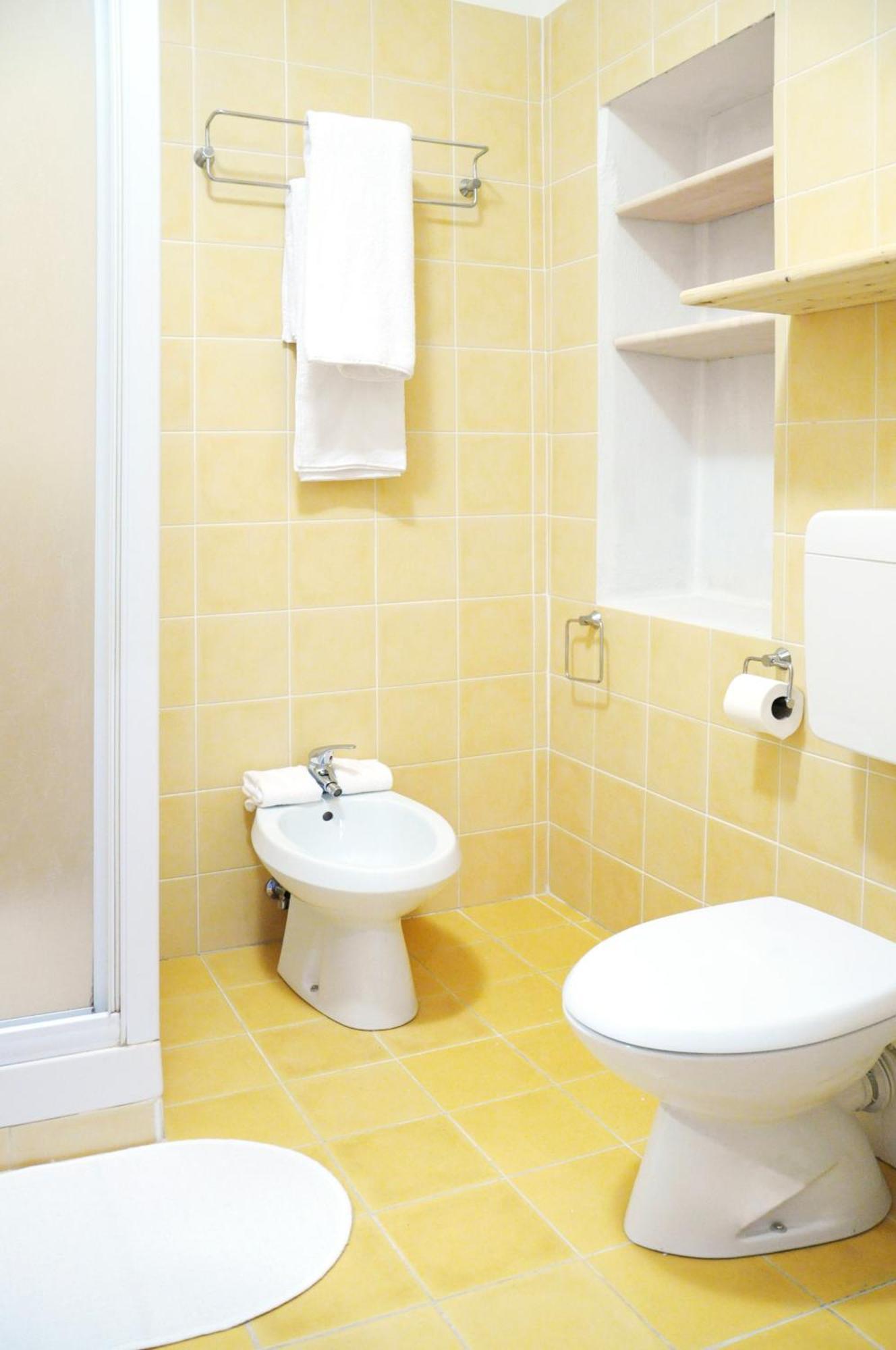 B&B Trieste Plus ภายนอก รูปภาพ