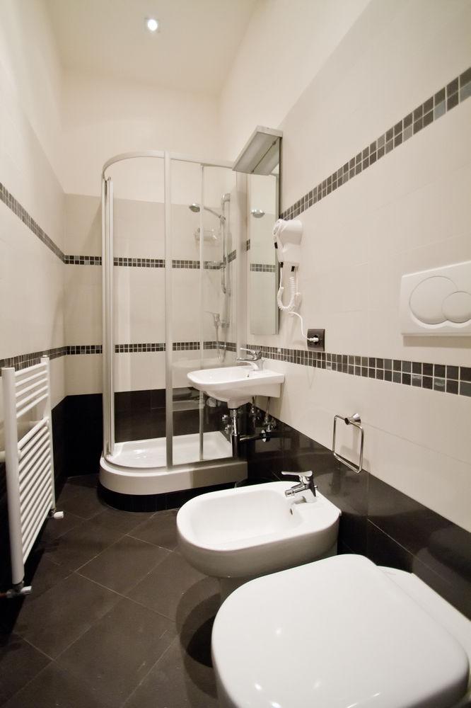 B&B Trieste Plus ภายนอก รูปภาพ