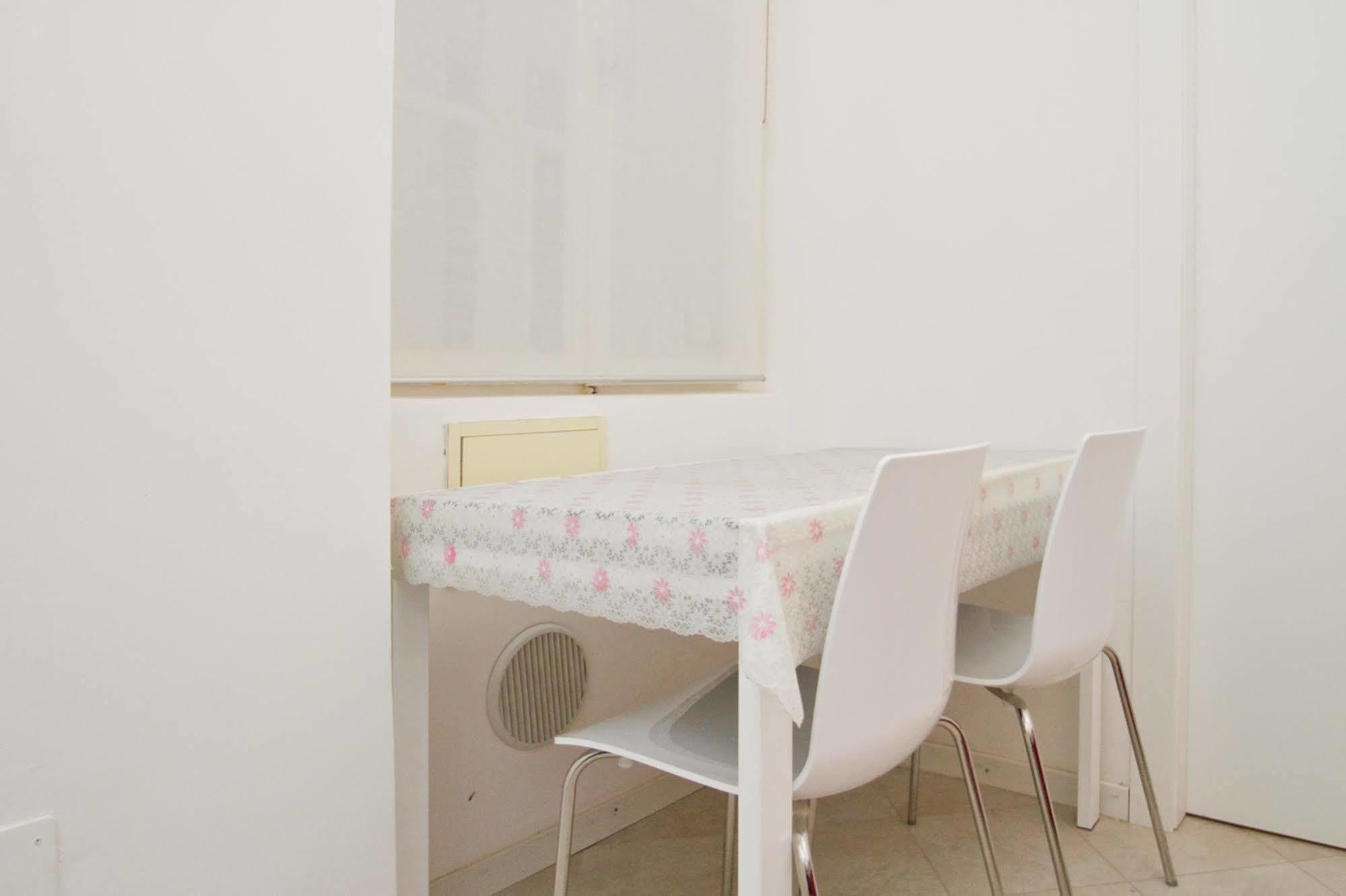 B&B Trieste Plus ภายนอก รูปภาพ