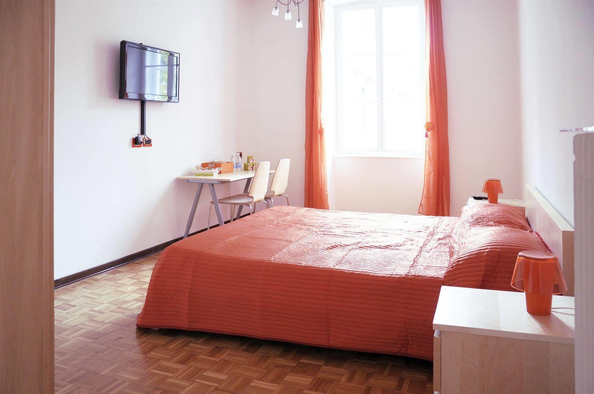 B&B Trieste Plus ภายนอก รูปภาพ