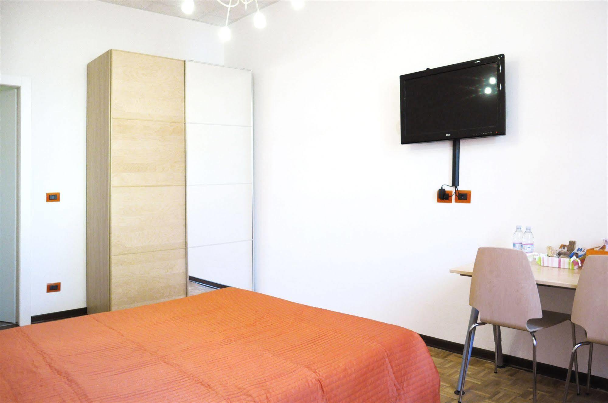 B&B Trieste Plus ภายนอก รูปภาพ